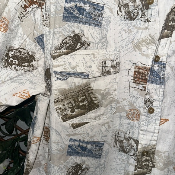Basic Editions Men's White and Blue Map Print Shirt - Picture 3 of 9